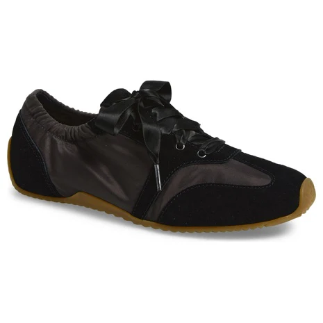 Ballet Sneaker